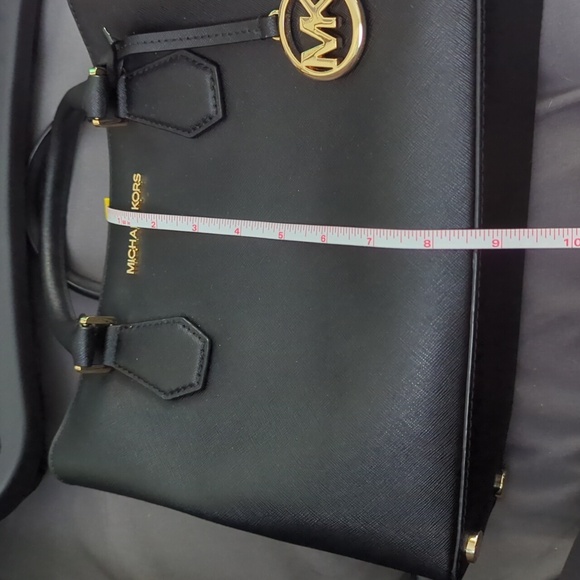 Michael Kors satchel - Picture 14 of 15